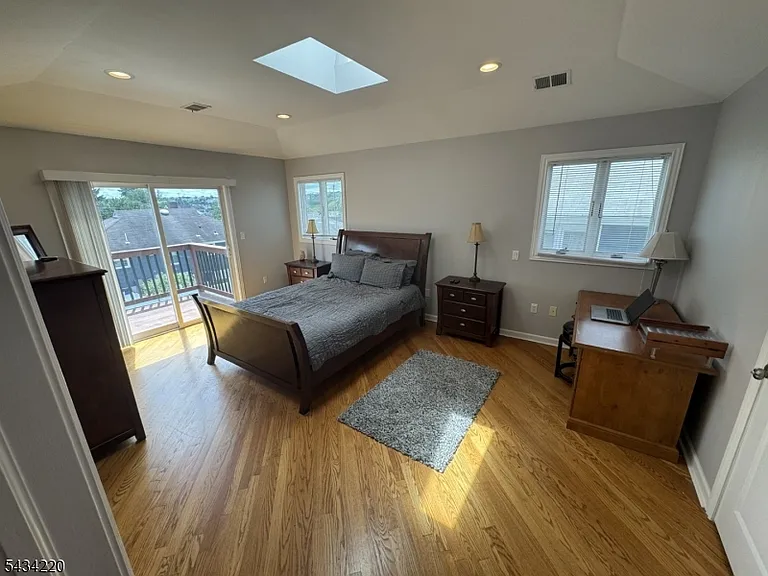 137 Boston Ave — Photo 17