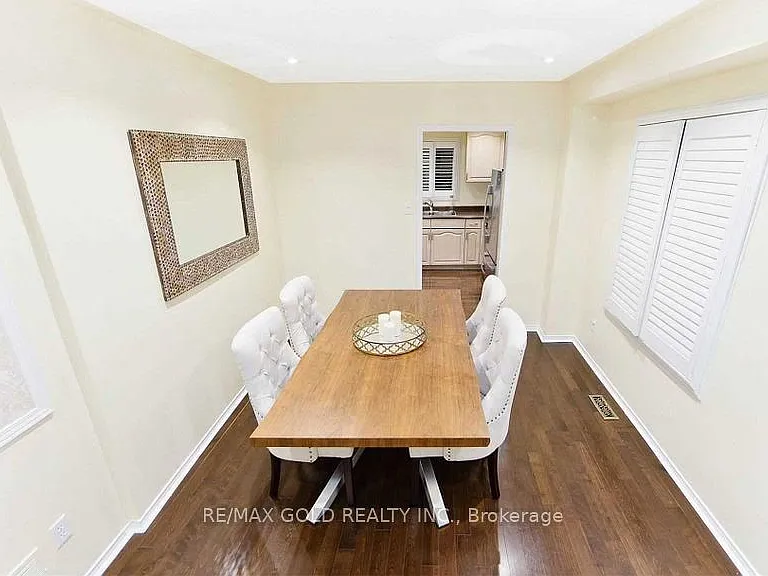 3848 Periwinkle Cres — Photo 8