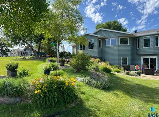 45122 Herman Blvd, Madison, SD 57042