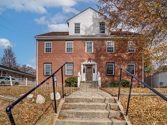 4th image of 814 Sunset Ave #6