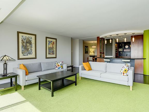 5th image of 3800 Fairfax Dr APT 1814