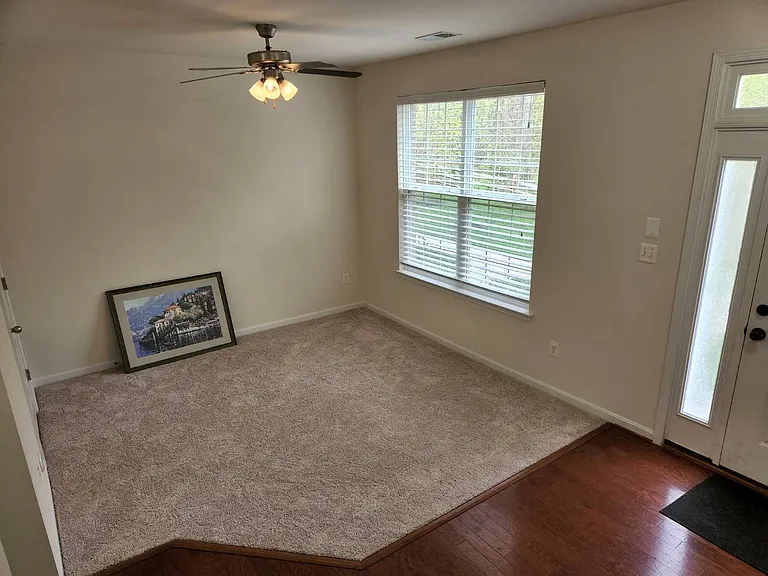 220 Ironwood Manor Dr — Photo 9