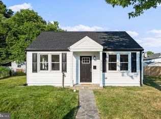 3229 Wayne Rd, Falls Church, VA 22042