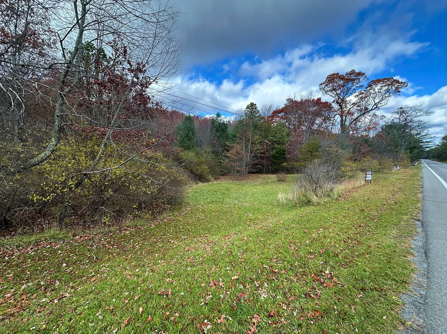 Moncove Lake Rd photo 1