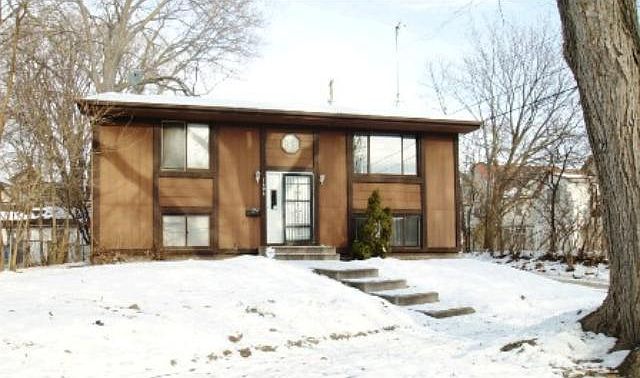 1st image of 1606 Thomas Pl N