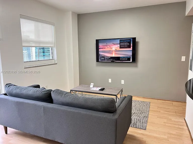 185 SE 14th Ter #2809 — Photo 9