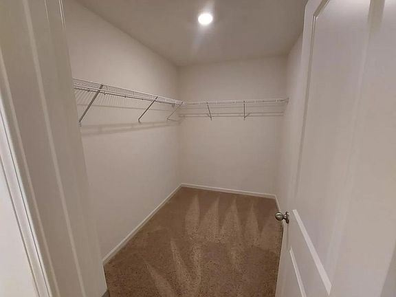 5th image of 234 Grand Central Way