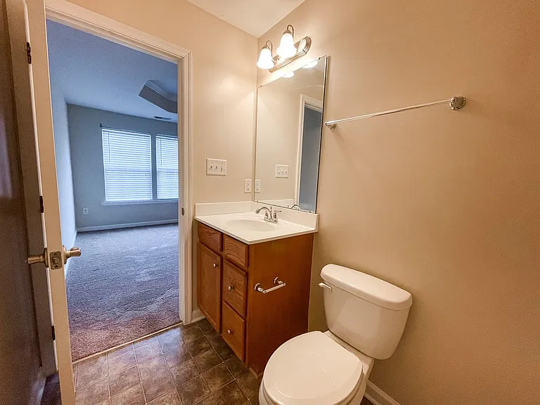 120 Kelly St — Photo 35