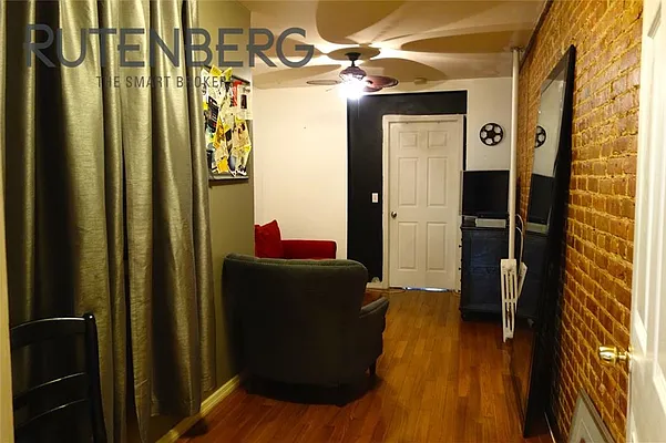 Rented by R New York | media 41