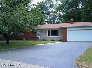 3353 Normandy Ave, Kalamazoo, MI 49048