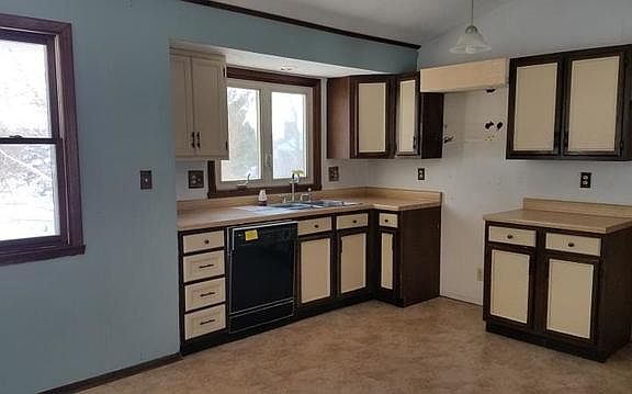 2nd image of 5315 Pebble Creek Trl