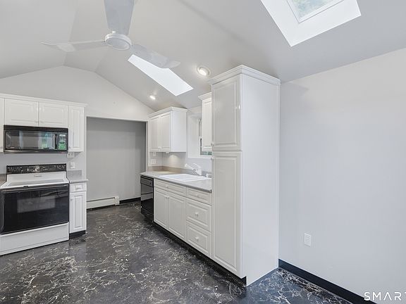5th image of 281 East Street