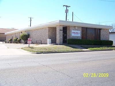 1st image of 309 W Avenue G
