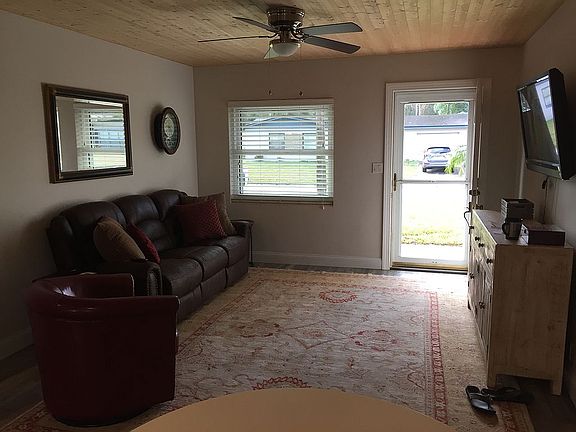 5th image of 1611 Bentin Dr S