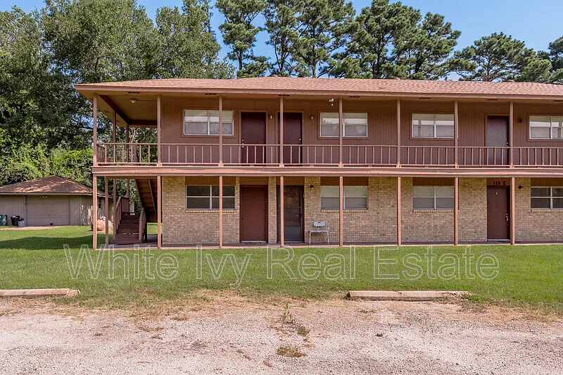 1 bed, 1.0 bath, 240 sqft, $550 — Photo 1