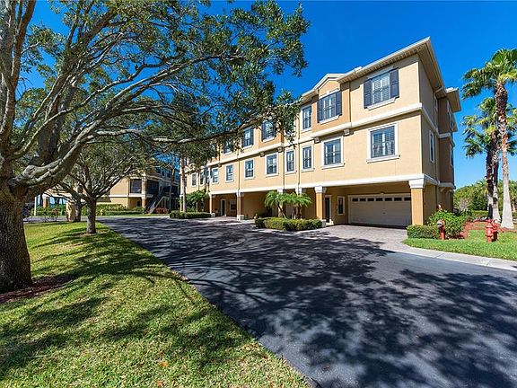 2nd image of 592 Bella Loop