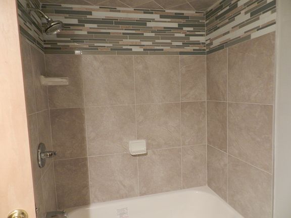 3rd image of 6324 New England Ln