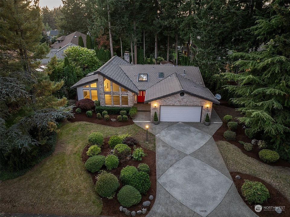 1st image of 16516 87th Avenue E