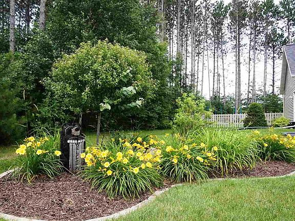 5th image of 2285 Meadowood Dr