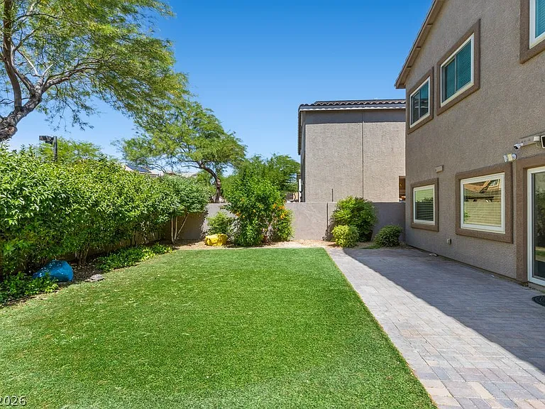 6049 Paddleboat St — Photo 47