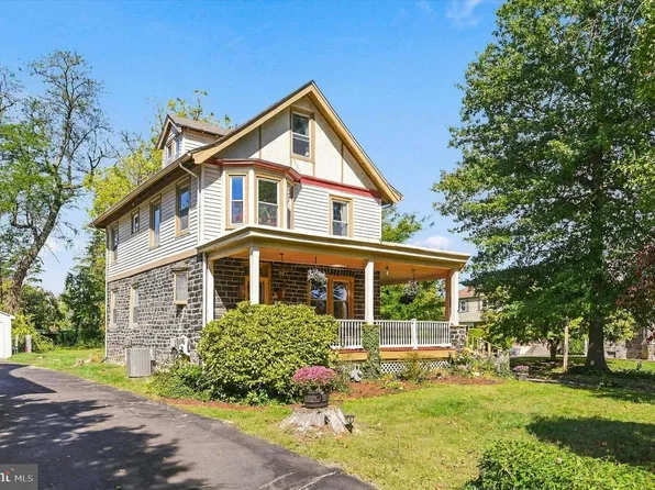 129 E Wayne Ave, Aldan, PA 19018