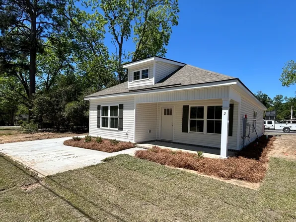 6 Roundtree St, Statesboro, GA 30458