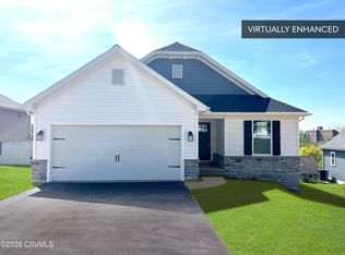 712 Country Club Dr, Bloomsburg, PA 17815