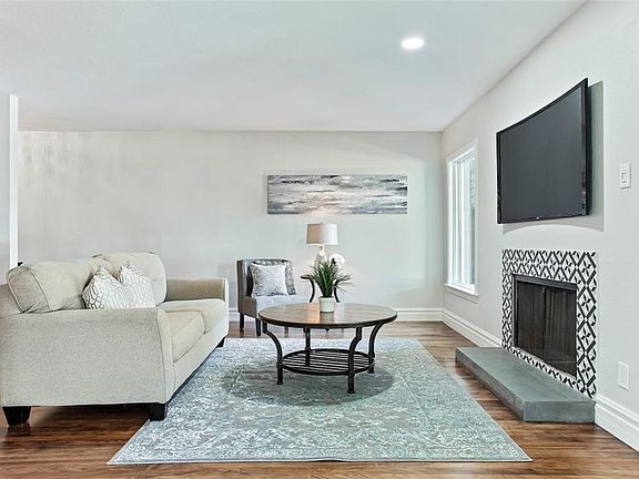 5th image of 6350 Bordeaux Ave #6350