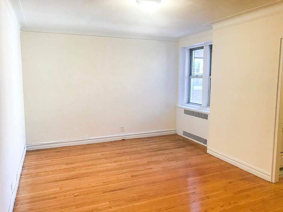 1st image of 6981 108th St APT 5E