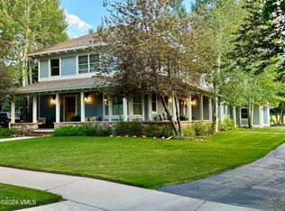 259 Robins Egg Ln, Eagle, CO 81631