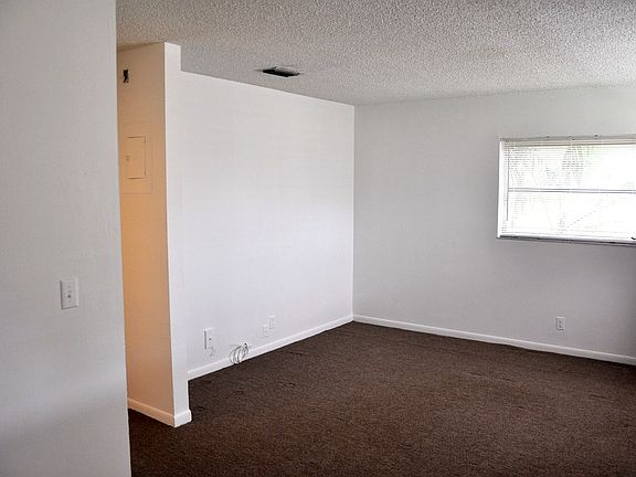 4th image of 5186 NE 6th Ave APT 720