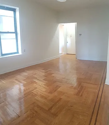 Rented by Smart NY Realty LLC | media 12