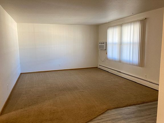 2nd image of 1707 Western Ave #6