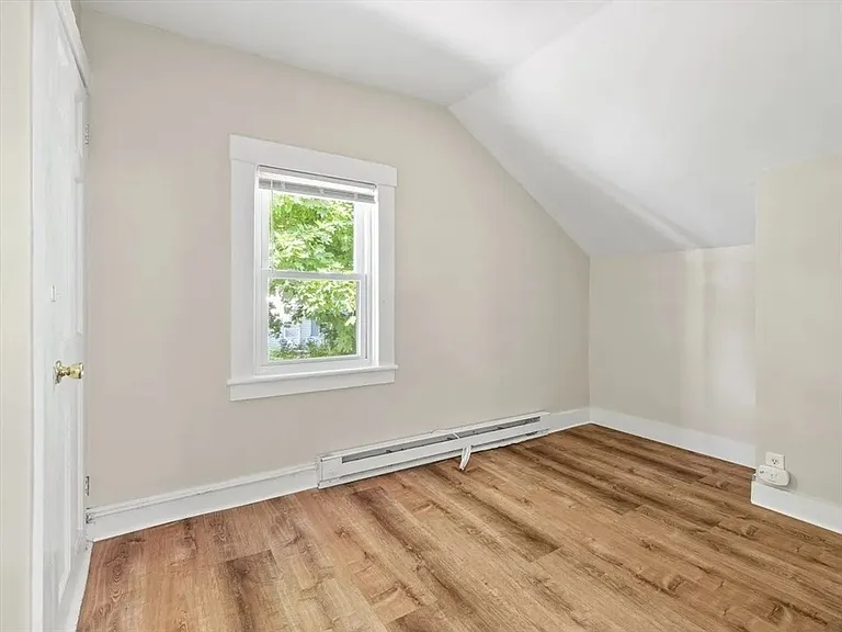 27-29 Kilby St — Photo 28