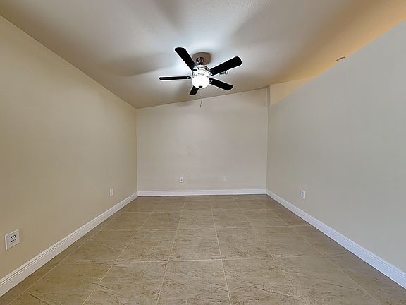 5th image of 16895 Crestview Ln