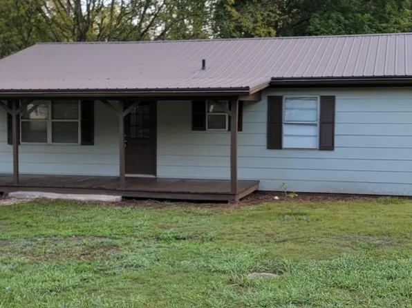 678 Peachtree Ln, Kingston, TN 37763