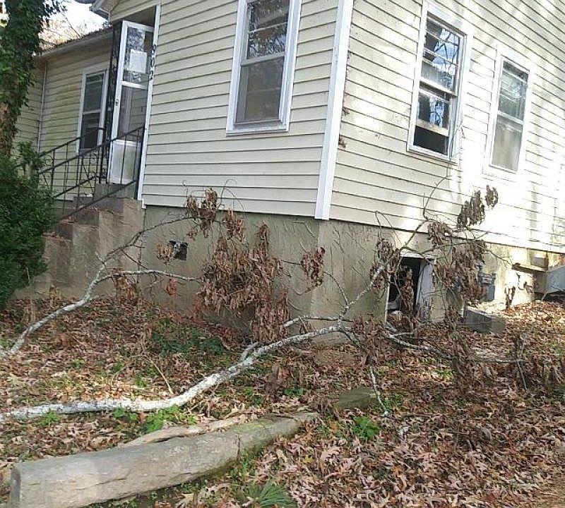 1st image of 902 Hermitage Dr