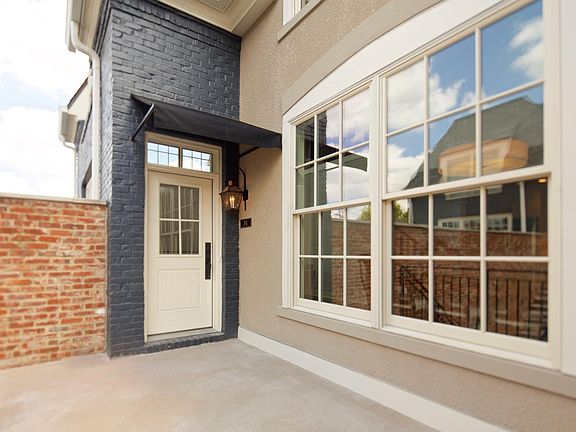 4th image of 84 N 6th St #Townhouse 55