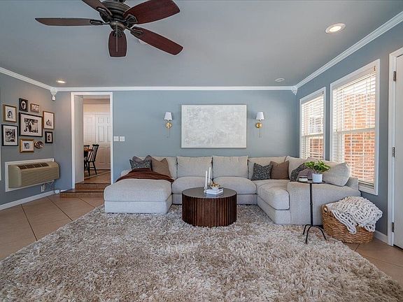 4th image of 348 McGraw Cir