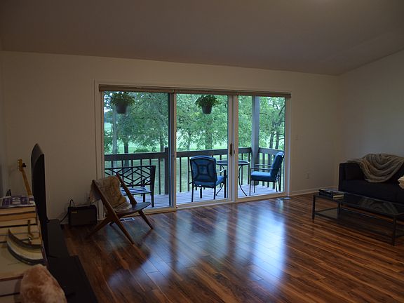 2nd image of 9944 Hawthorne Glen Dr #78