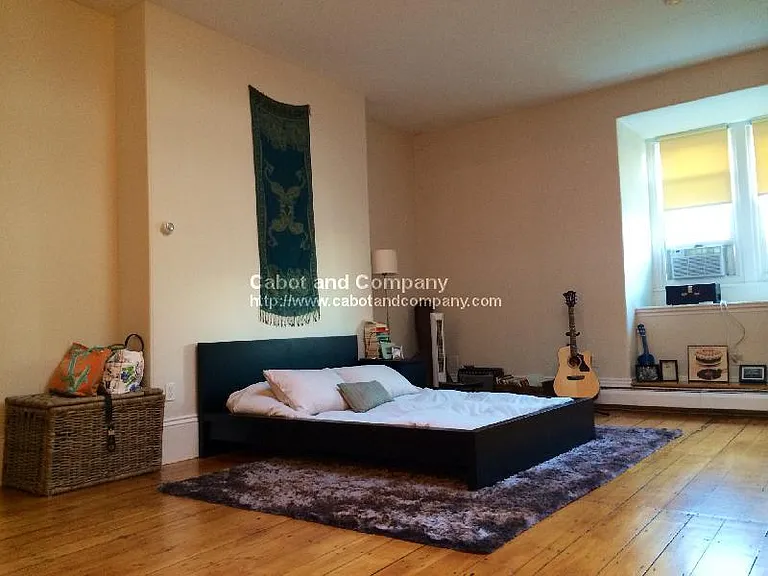 115 Beacon St #11 — Photo 1