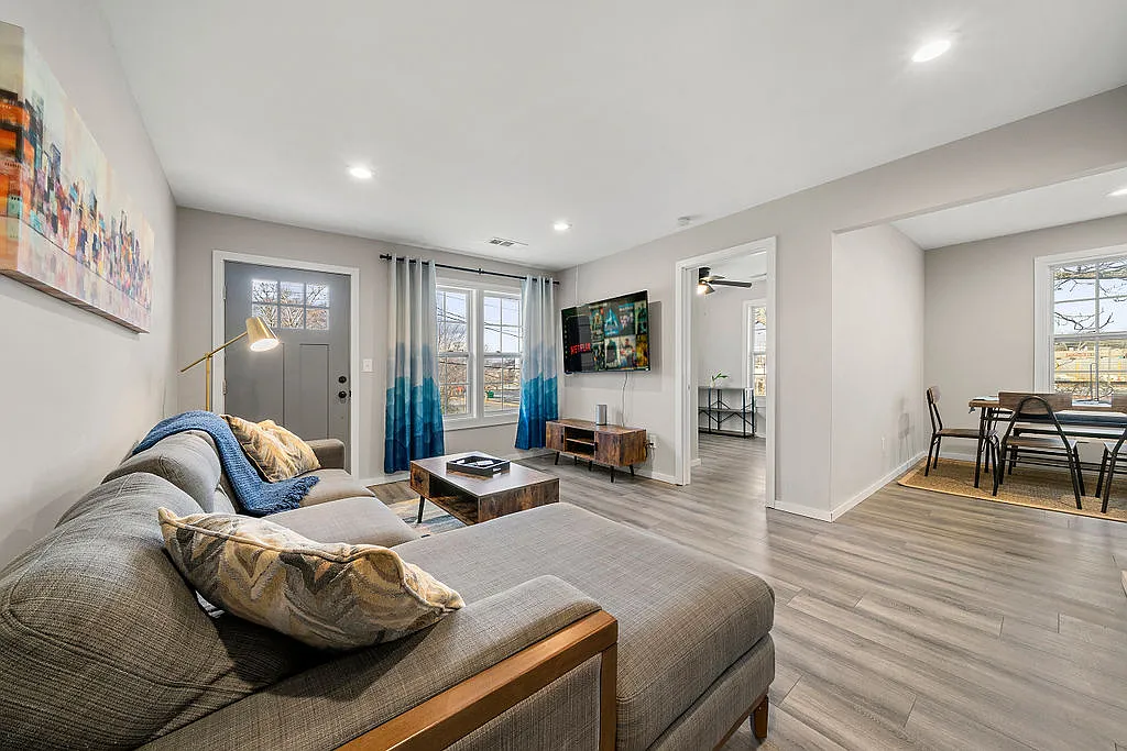 3580 Perkins St — Photo 1
