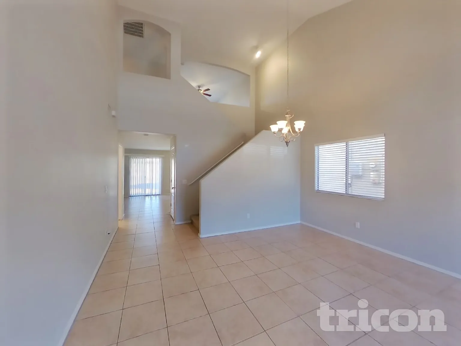 11328 W Hazelwood Street Phoenix AZ — Photo 2