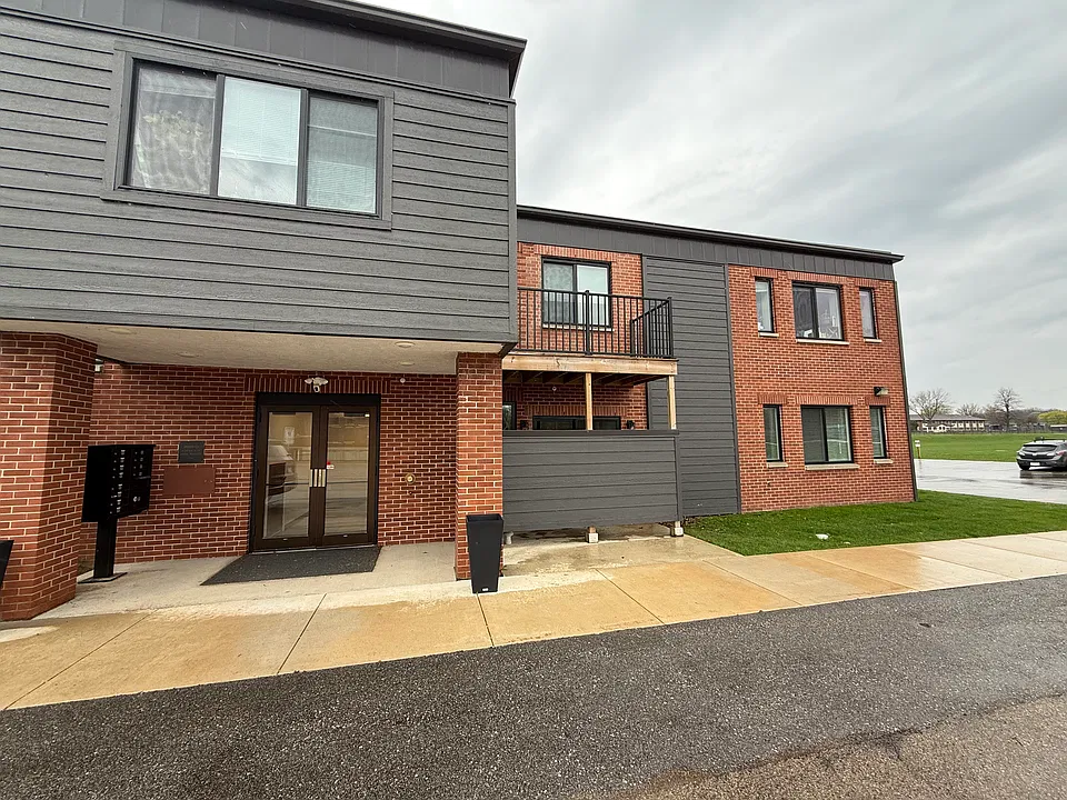 111 Main Ave #202