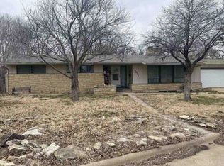 1023 Merrily Cir, Salina, KS 67401