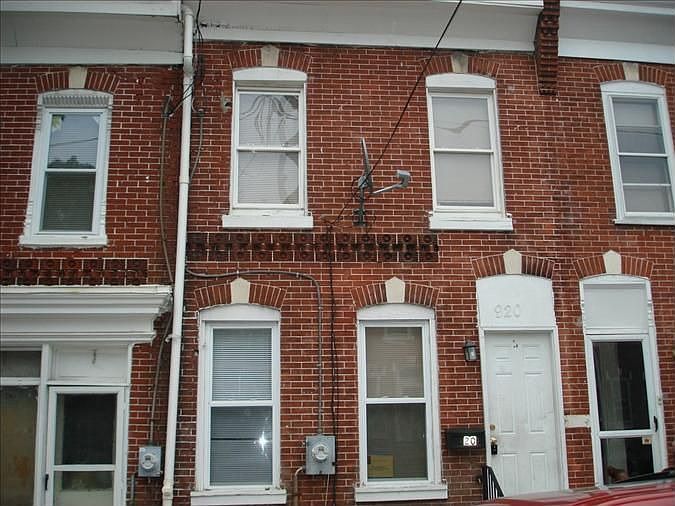 1st image of 920 N Pine St
