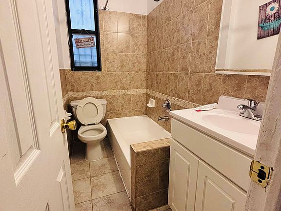 4th image of 10 Cooper St APT 3H