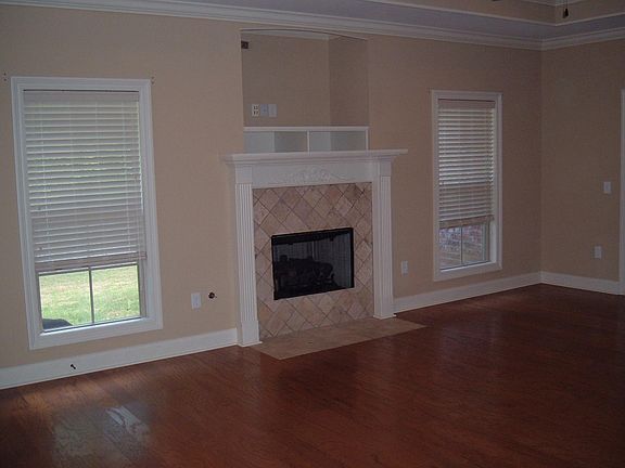 3rd image of 123 Stillhouse Creek Dr