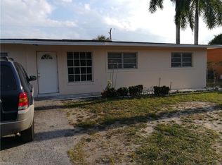 2430 Welch St, Fort Myers, FL 33901