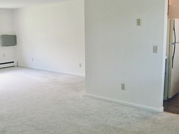 Sunny 1 Br Apartment